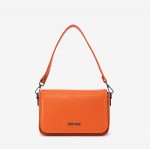 Geantă crossbody ENZO NORI model KALA din piele naturală orange