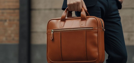 Cum să alegi o geantă pentru laptop?